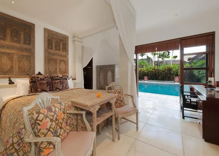 Villa V By Finder