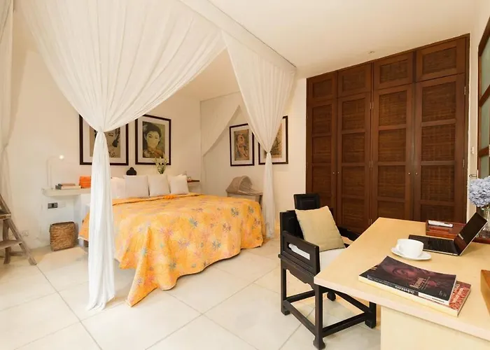 Villa V By Finder Seminyak (Bali)