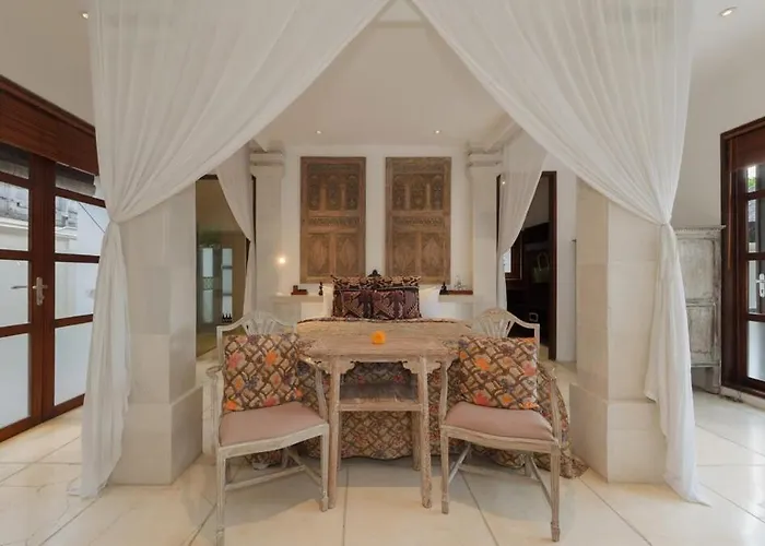 Villa V By Finder Seminyak (Bali)